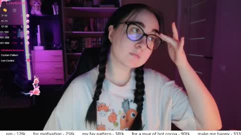 If you like it when I meow give me a thumbs up online show from 04/05/26, 12:46