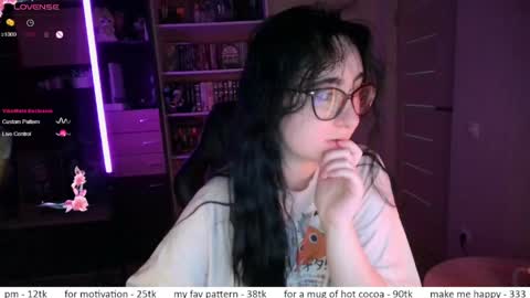 If you like it when I meow give me a thumbs up online show from 04/27/26, 09:29