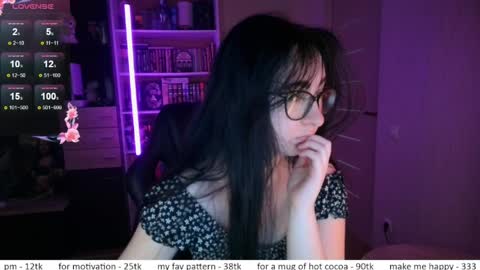 Snapshot of el_sweety chatting on 06/05/26, 08:09 If you like it when I meow give me a thumbs up online show from 06/05/26, 08:09
