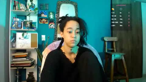 Snapshot of ela_0 chatting on 11/28/25, 04:26 Ela Help me reach 100 thumbs up online show from 11/28/25, 04:26