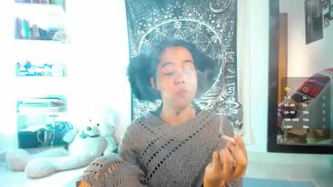 Snapshot of ela_0 chatting on 02/07/26, 12:42 Ela Help me reach 100 thumbs up online show from 02/07/26, 12:42