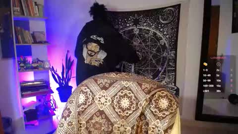 Snapshot of ela_0 chatting on 03/06/26, 08:11 Ela Help me reach 100 thumbs up online show from 03/06/26, 08:11