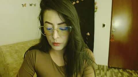 Snapshot of ela_3611 chatting on 05/01/26, 02:27 ela_3611 online show from 05/01/26, 02:27