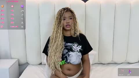 Snapshot of ela_ebony_ chatting on 06/09/26, 11:16 ela_ebony_ online show from 06/09/26, 11:16
