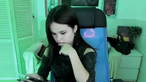 Your sweet girl online show from 11/11/25, 07:58