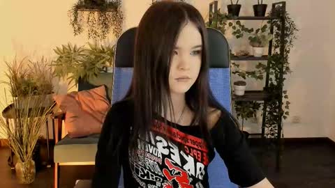 Your sweet girl online show from 12/16/25, 06:57