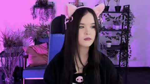 Your sweet girl online show from 12/17/25, 08:15