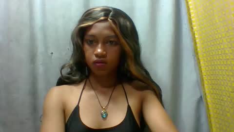 Snapshot of elaliealdy chatting on 09/20/25, 10:05 elaliealdy online show from 09/20/25, 10:05