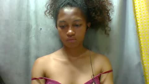 Snapshot of elaliealdy chatting on 10/17/25, 06:32 elaliealdy online show from 10/17/25, 06:32