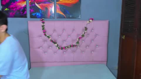 Elan Giralon online show from 12/03/25, 09:57