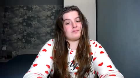 Elanis online show from 03/03/25, 08:21