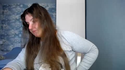 Elanis online show from 02/11/26, 12:32