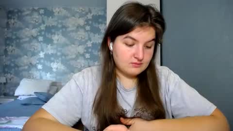 Elanis online show from 03/18/26, 01:03