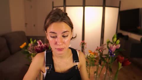 ELA 3 online show from 12/16/25, 06:07