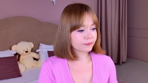 Snapshot of elaravance chatting on 06/09/26, 04:57 elaravance online show from 06/09/26, 04:57