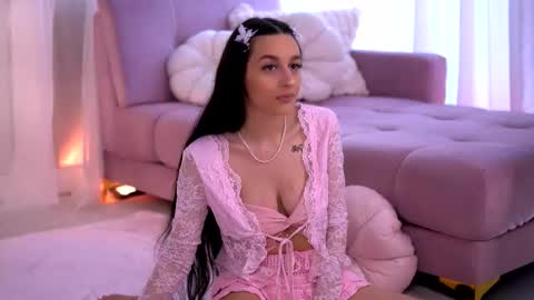 Ela online show from 03/02/26, 12:34