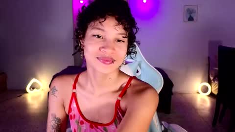 elaseles23 online show from 09/17/25, 11:28