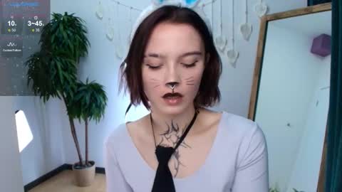 Snapshot of elastikiss chatting on 10/27/25, 02:26 elastikiss online show from 10/27/25, 02:26