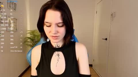 elastikiss online show from 11/24/25, 01:49