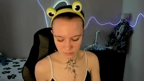 elastikiss online show from 04/04/26, 04:55