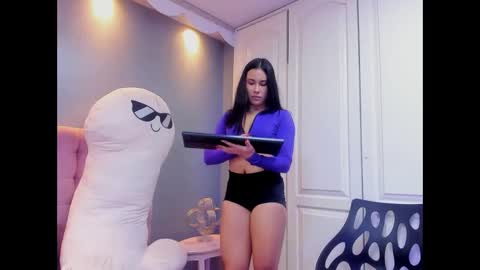 Elasumer  online show from 04/20/26, 02:42