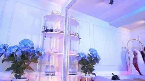 Elasummeer online show from 03/19/26, 11:58