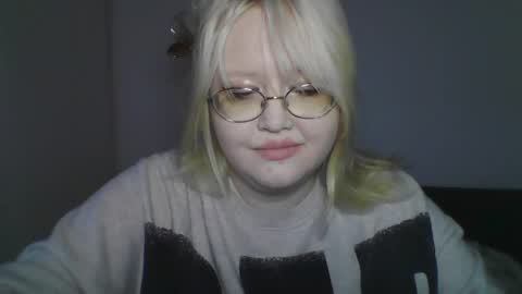 Snapshot of elayne_sweet chatting on 05/09/26, 06:07 elayne_sweet online show from 05/09/26, 06:07