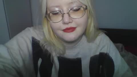 Snapshot of elayne_sweet chatting on 05/16/26, 10:36 elayne_sweet online show from 05/16/26, 10:36