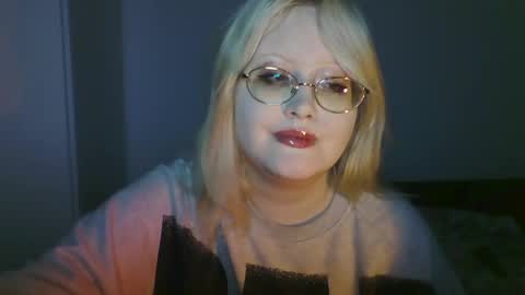 Snapshot of elayne_sweet chatting on 06/06/26, 06:07 elayne_sweet online show from 06/06/26, 06:07