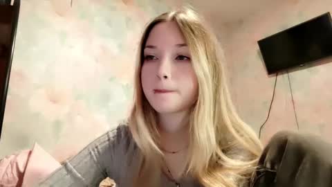 MIa online show from 04/10/26, 11:37