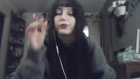 Snapshot of elaynetanton chatting on 05/18/26, 08:03 Lia online show from 05/18/26, 08:03
