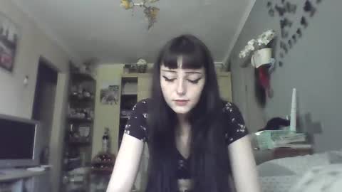 Snapshot of elaynetanton chatting on 06/12/26, 12:15 Lia online show from 06/12/26, 12:15