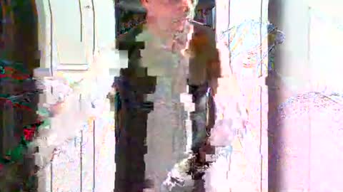 Snapshot of elbasca chatting on 12/19/25, 12:12 elbasca online show from 12/19/25, 12:12