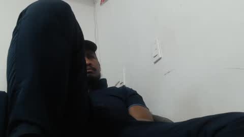 Snapshot of elcaballeroblack chatting on 06/15/26, 03:20 elcaballeroblack online show from 06/15/26, 03:20