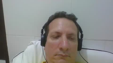 elcamello6 online show from 12/18/24, 10:51