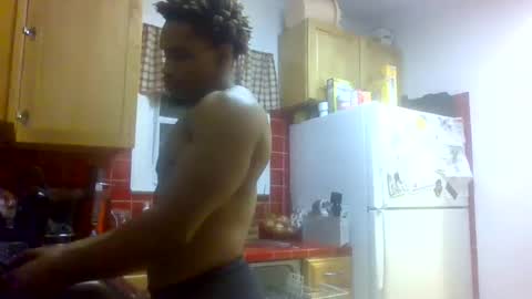 Snapshot of eldisiac chatting on 01/28/25, 12:15 EL-Disiac online show from 01/28/25, 12:15