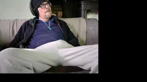 Snapshot of eldonan chatting on 01/30/25, 02:58 Nando online show from 01/30/25, 02:58