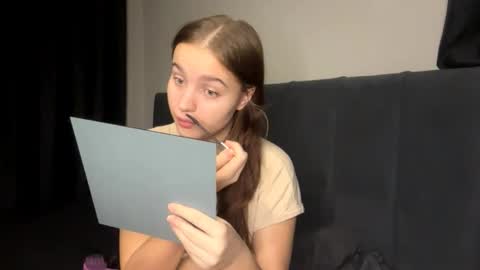 Kelly online show from 03/04/26, 04:35