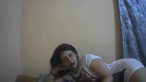 Snapshot of electra137 chatting on 12/20/25, 08:27 Isabella online show from 12/20/25, 08:27