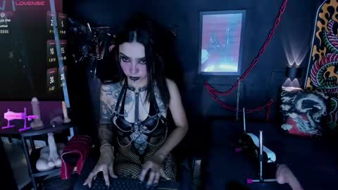 Snapshot of electra_darkk chatting on 05/12/26, 05:10 Electra online show from 05/12/26, 05:10