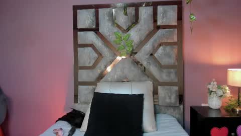 Snapshot of electra_gosselin chatting on 07/17/26, 01:12 electra_gosselin online show from 07/17/26, 01:12