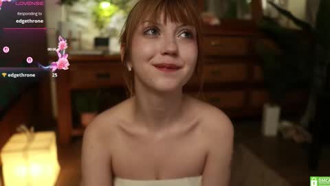 Snapshot of electric_woman chatting on 09/17/25, 03:46 Aleksa online show from 09/17/25, 03:46