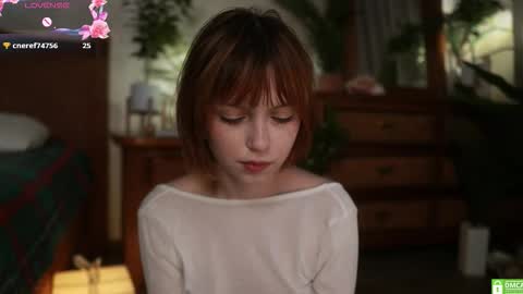 Snapshot of electric_woman chatting on 09/21/25, 01:46 Aleksa online show from 09/21/25, 01:46