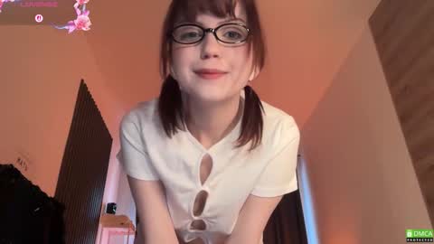 Snapshot of electric_woman chatting on 02/17/26, 11:40 Aleksa online show from 02/17/26, 11:40