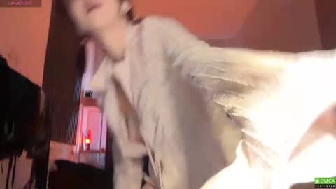 Snapshot of electric_woman chatting on 02/21/26, 01:56 Aleksa online show from 02/21/26, 01:56