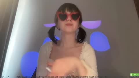 Snapshot of electric_woman chatting on 06/04/26, 01:39 Aleksa online show from 06/04/26, 01:39