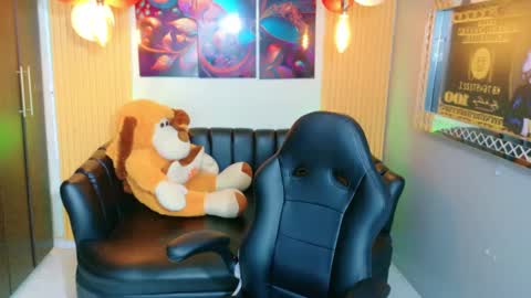 Snapshot of electrogoddess chatting on 09/27/25, 02:49 electrogoddess online show from 09/27/25, 02:49