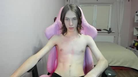 eleganc3 online show from 11/22/25, 08:52