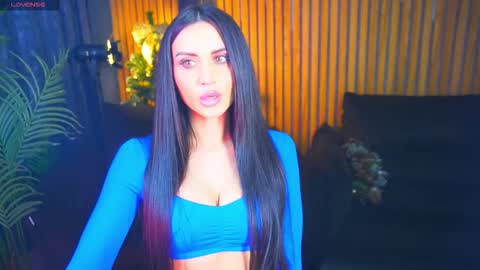 elegant_mysterious online show from 01/14/26, 10:58