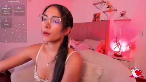 Snapshot of elegant_rouse chatting on 07/06/26, 09:28 Rouse online show from 07/06/26, 09:28